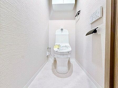 シャープでシンプルなデザイン。落ち着いた雰囲気のリラックス空間です。