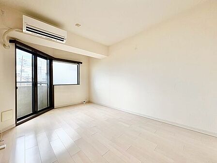 お気に入りのインテリアを加え、ゆとりある心地よい空間を演出してみませんか?