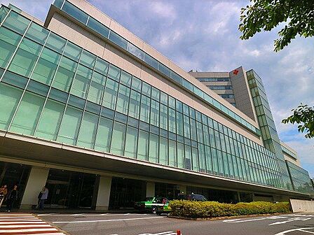 日本赤十字社医療センター 800m