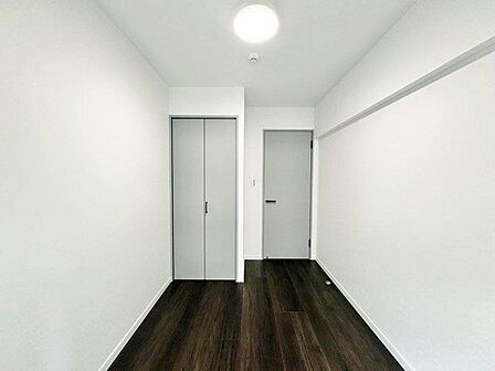 全居室に収納スペース付。プライベートルームはゆったりと快適に。