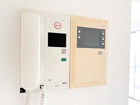 「見える安心」をカタチにしました。誰が来てもわかる様にモニター付きインターホンを設置。