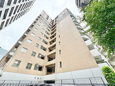 住む人がいつまでも心地良さを感じ続けられる多様な住空間を創造します。