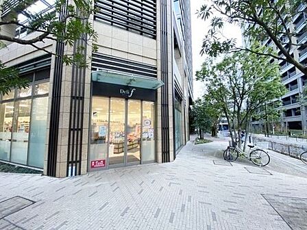 デリド湊店 60m