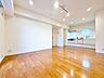 リビング/ダイニング：楽しい毎日と明るい未来を予感させる「空間が織り成すひとつ先の住み心地」を演出します。