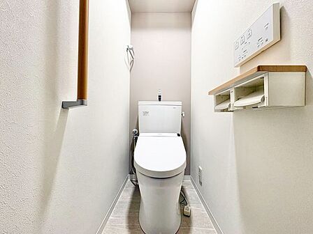 シンプルな色使いとデザインでリラックスできる快適な空間を演出。