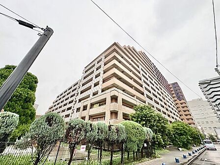 住む人がいつまでも心地良さを感じ続けられる多様な住空間を創造します。