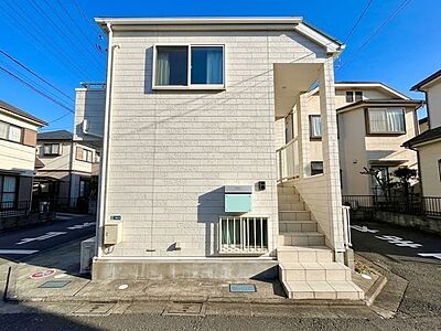 外観:充実した環境の中でご家族の絆を深め、いつまでも誇りに思える住まいへ。 外観:充実した環境の中でご家族の絆を深め、いつまでも誇りに思える住まいへ。