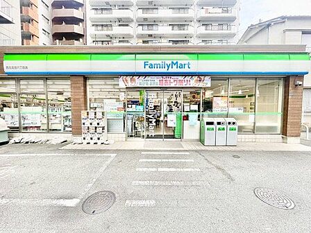 ファミリーマート西五反田六丁目店 190m