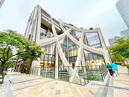 麻布台ヒルズ 550m