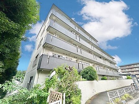 住まいは明日へのエネルギーを養うオアシス。穏やかに過ごしながらも元気のでる存在でなければなりません。