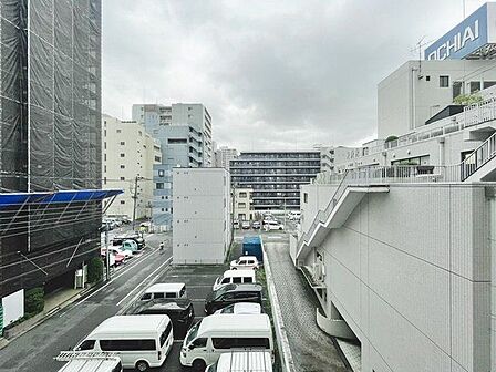さまざまな表情の景色を眺めながら、くつろぎのひと時をお過ごし頂けます。