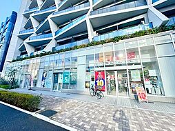 くすりの福太郎東麻布店 450m