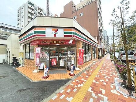 セブンイレブン台東下谷3丁目店 350m