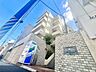 外観：年を重ねたからこそ醸し出せる重厚感。くつろぎの時間を優しく演出します。