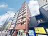 外観：休日にショッピングを愉しんだり、美味しいものを食べたり、彩りある暮らしが享受できる立地です。