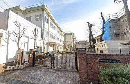 板橋区立志村第四小学校 徒歩10分。 730m