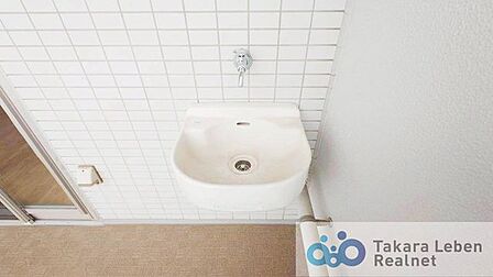 バルコニー洗い場。家庭菜園の水やりや、お掃除にも利用できます。