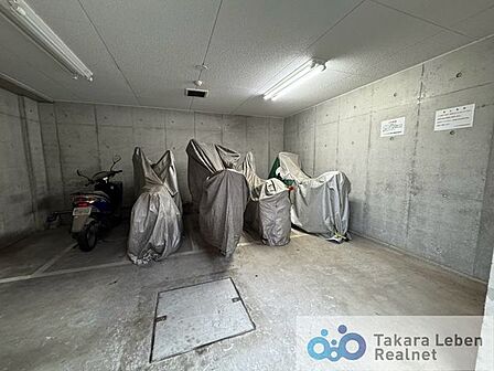 バイク置場（空き要確認）