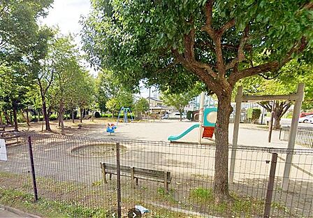 根岸西児童公園 徒歩13分。 1000m