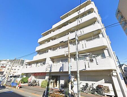 東武鉄道東上線【上板橋】駅徒歩6分の駅近、隣にスーパーなど周辺施設も十ツの好立地マンションです。