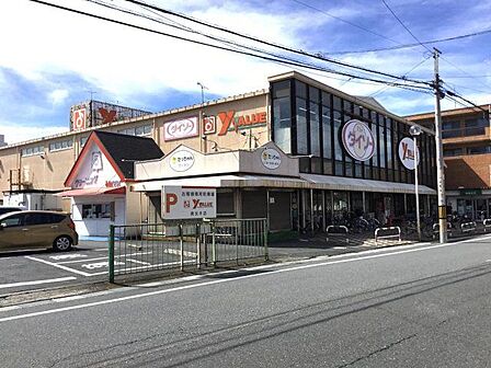 ワイバリュー美女木店 徒歩14分。 1060m