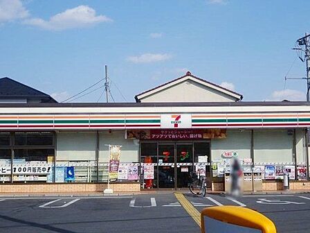 セブンイレブン川口並木1丁目店 徒歩6分。 430m