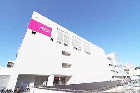 イオン練馬店 徒歩6分。 500m