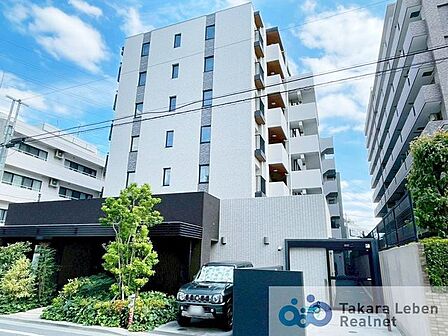 外観デザインはスマートなラインで気品に溢れ、優しさの中にも格調の高さが感じられます。