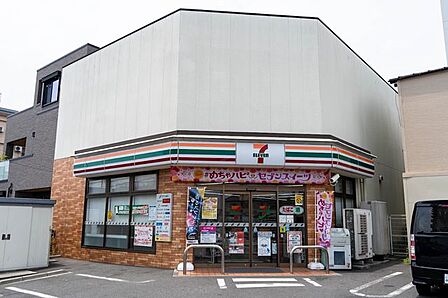 セブンイレブン板橋東山町店 徒歩4分。 290m