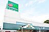 周辺：マルエツ東門前店 徒歩5分。 370m
