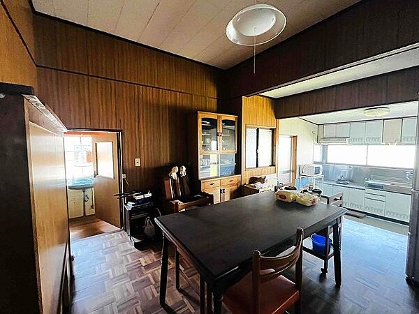 室内を拡大表示