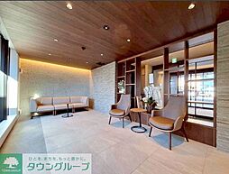 12 / 18