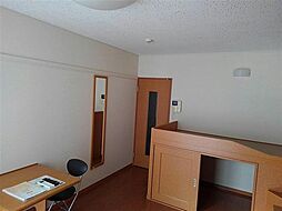 京成本線 京成成田駅 バス35分 三里塚四ツ角下車 徒歩4分の賃貸アパート 2階1Kのリビング/ダイニング