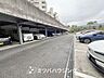 駐車場：【駐車場】
