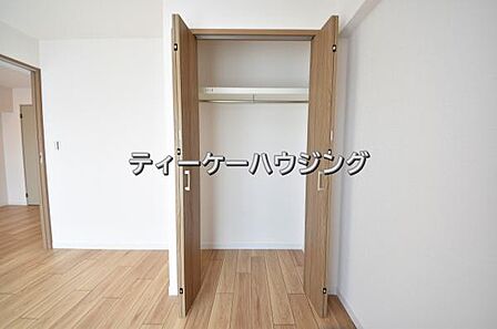 ゆとりある収納は、持ち物が多い方でもすっきりした生活を送れる筈です。