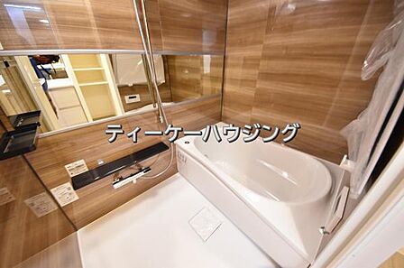お子さんと一緒でもゆとりな広さです。快適・清潔な空間で心も体もオフになる時間を楽しんでみませんか。