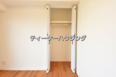 ゆとりある収納は、持ち物が多い方でもすっきりした生活を送れる筈です。