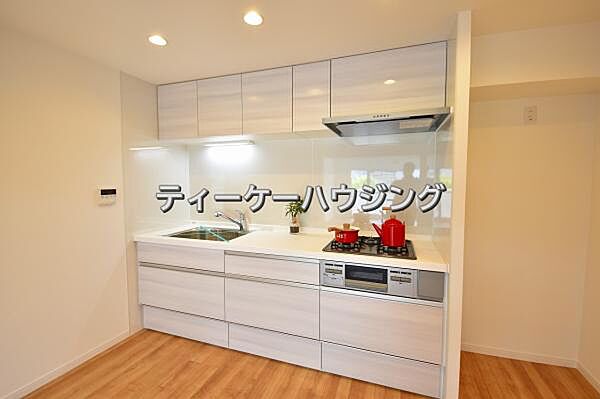 キッチンを拡大表示