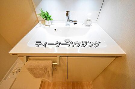 一日のスタートは清潔な洗面所から。