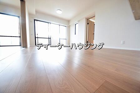 お家の中心となる大きな空間がご家族のコミュニケーションスペースになる筈です。