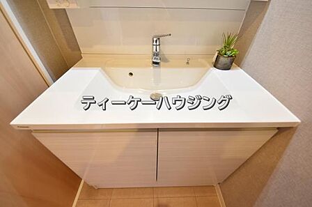 一日のスタートは清潔な洗面所から。