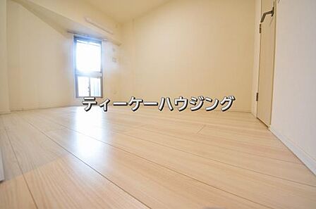 明るい陽射しと爽やかな風を呼び込む。心地よい空間を創造いたしました。