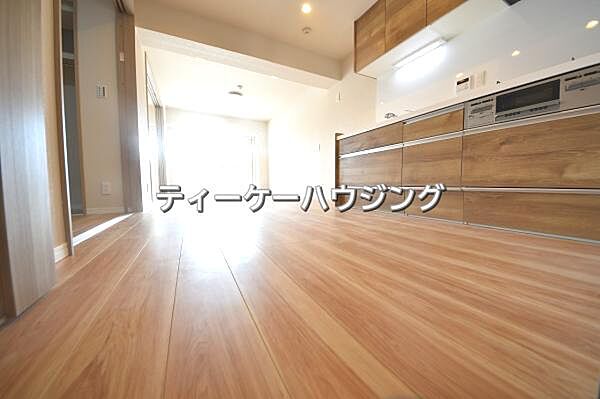 リビング/ダイニングを拡大表示