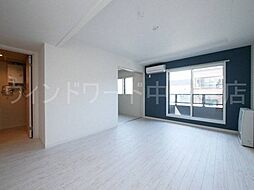 ラピスラズリ 303 3階1LDKのリビング/ダイニング