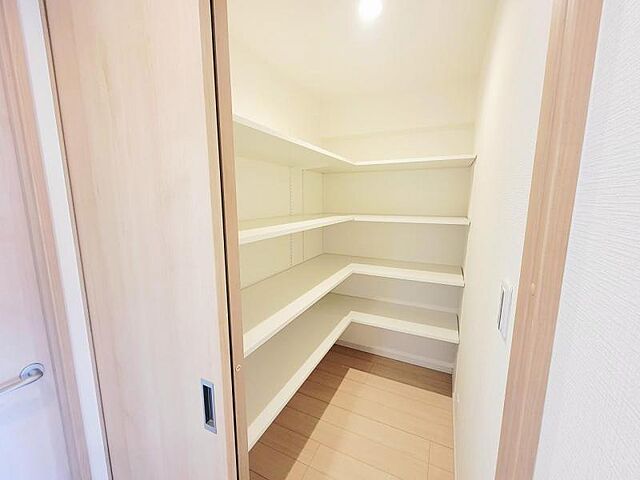 収納 千葉ガーデンタウン　E棟 12階/-