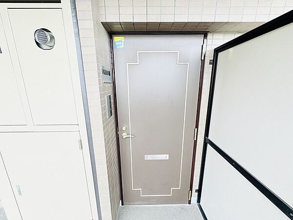玄関を拡大表示