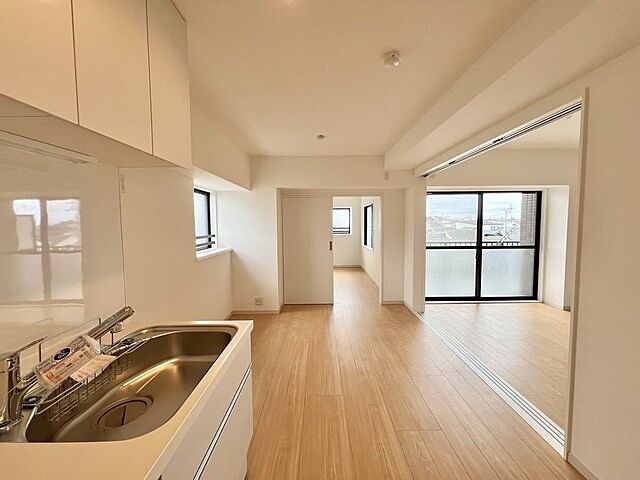 リビング/ダイニング サンリット大袋 3階/-