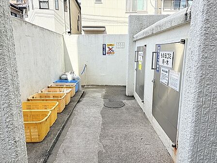 ゴミ捨て場
