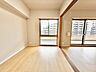 寝室：リフォーム工事完了しています。現地で仕上がりをご覧ください。 