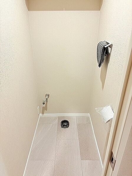 無駄を削ぎ落としたシンプルな空間が、穏やかで静かなひとときを演出してくれます。